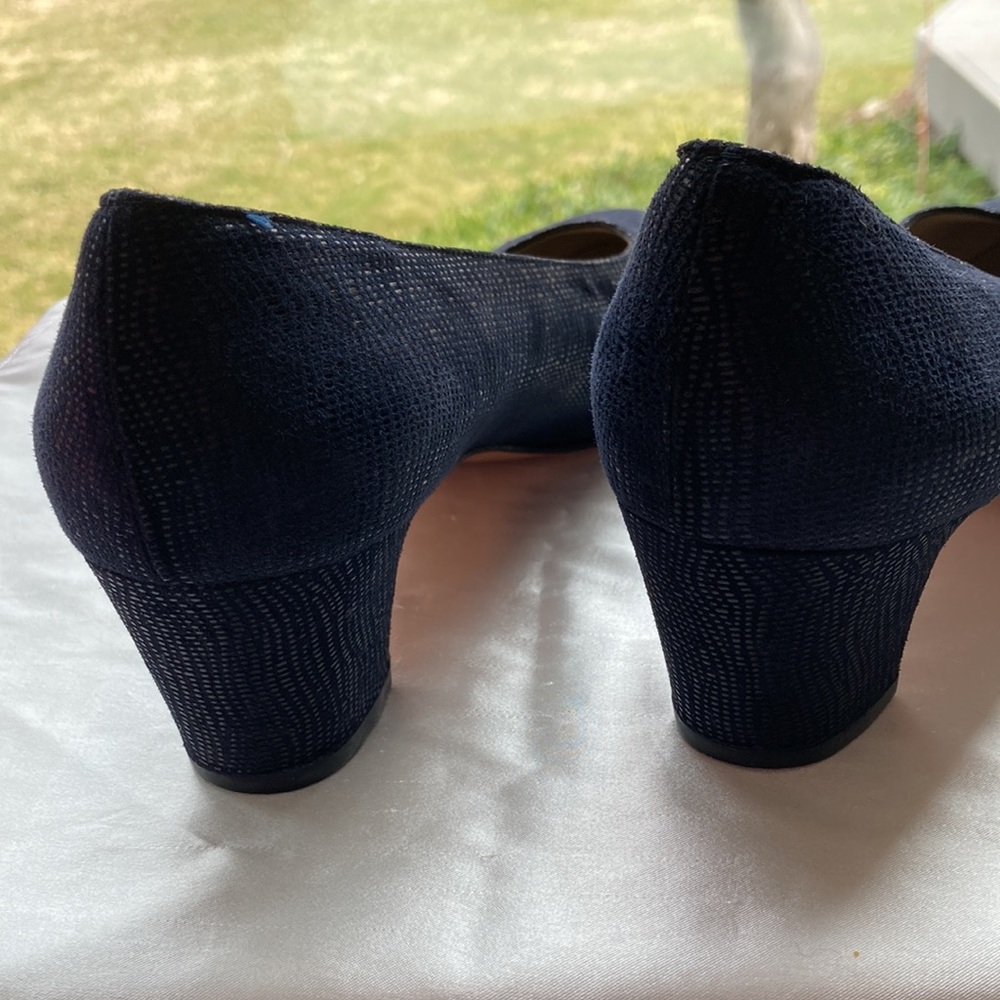 Ferragamo - Picture 2 of 9